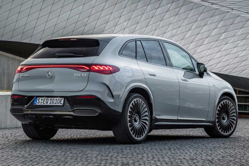 Новый электрический кроссовер Mercedes EQE SUV получил &laquo;заряженные&raquo; AMG-версии