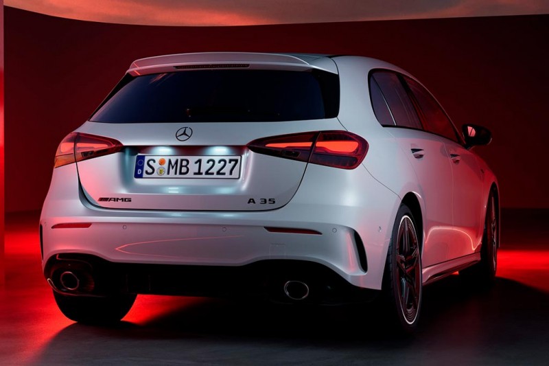 Обновленный Mercedes-Benz A-Class: богаче оснащение, но меньше доступных версий 10 Обновленный Mercedes-Benz A-Class: богаче оснащение, но меньше доступных версий
