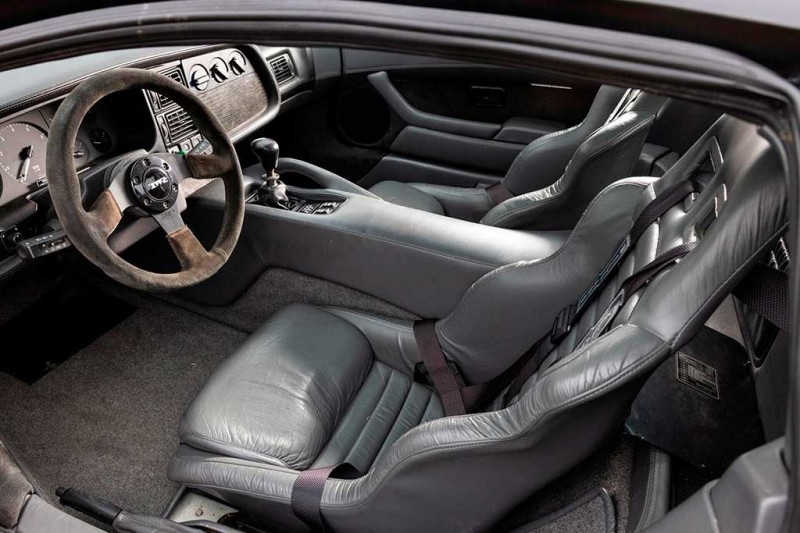 Очень редкий Jaguar XJ220 S 1993 может уйти с молотка более чем за 90 млн руб