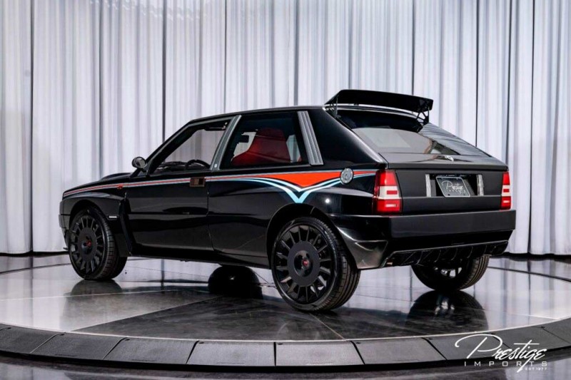 За рестомод Lancia Delta Futurista планируют выручить почти за 40 млн рублей 2 За рестомод Lancia Delta Futurista планируют выручить почти за 40 млн рублей