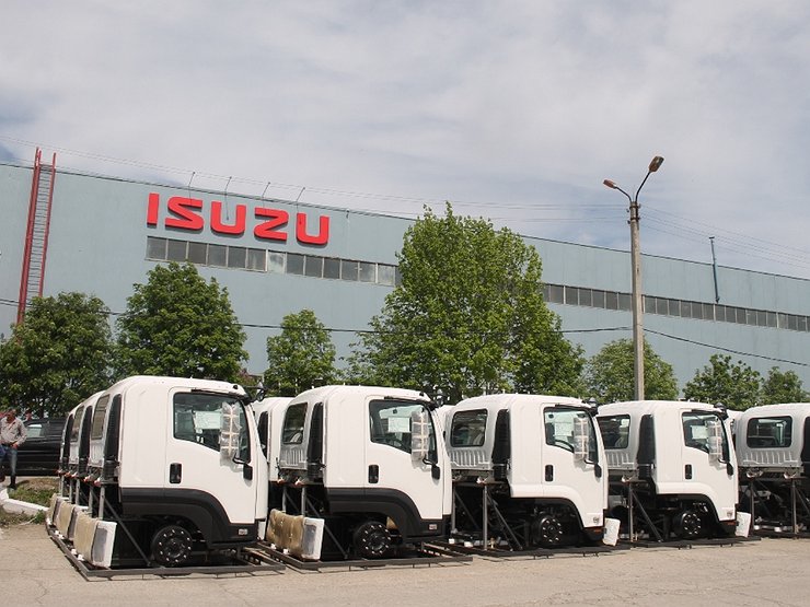 Isuzu отказалась от господдержки, но из России пока не уходит