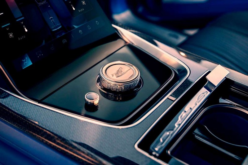 Электрический лифтбек Cadillac Celestiq: новый флагман американской марки