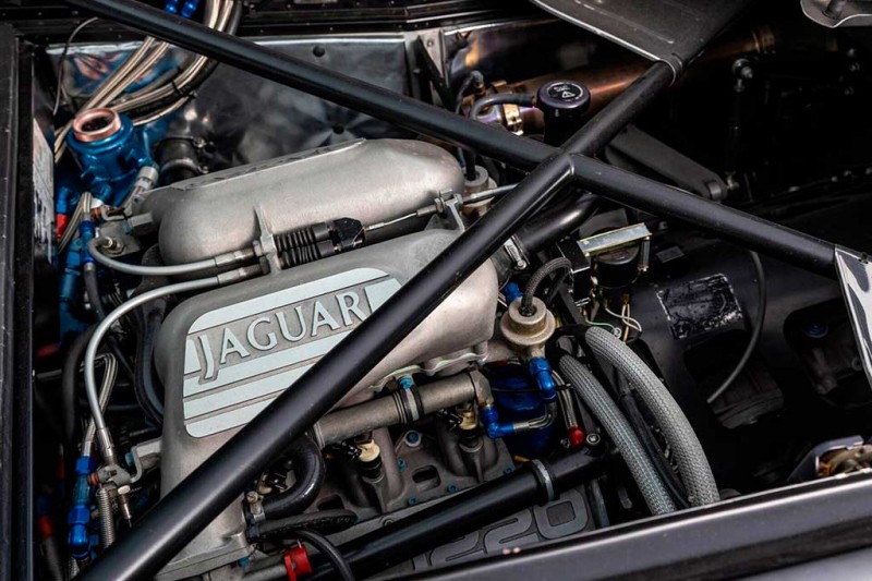 Очень редкий Jaguar XJ220 S 1993 может уйти с молотка более чем за 90 млн руб