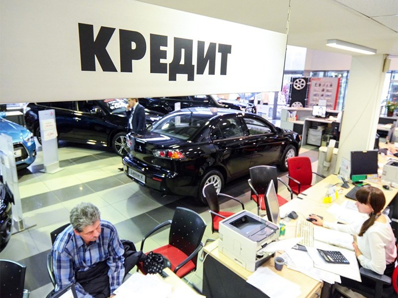 Кто берет автокредиты?