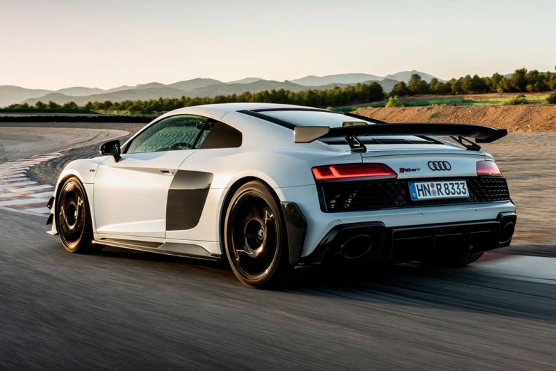 Лимитированный Audi R8 GT: последний суперкар немецкой марки с V10
