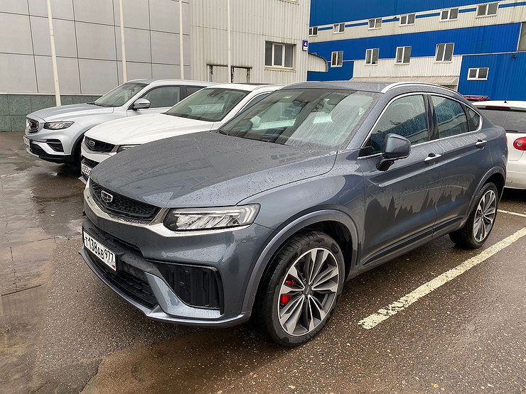Большие кроссоверы и маленький «сюрприз»: 7 убойных китайских автоновинок для России