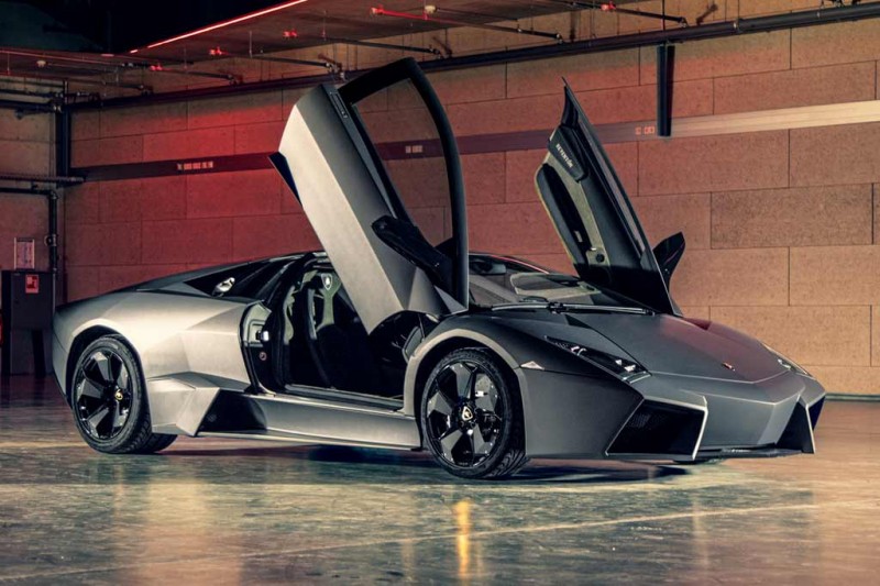 В продаже 13-ый из 20 экземпляров Lamborghini Reventon с почти нулевым пробегом
