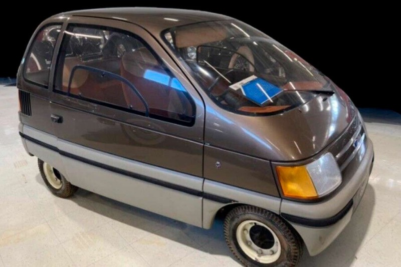 На eBay продают концепт Ford Ghia Trio: кто готов выложить за него $500 000?