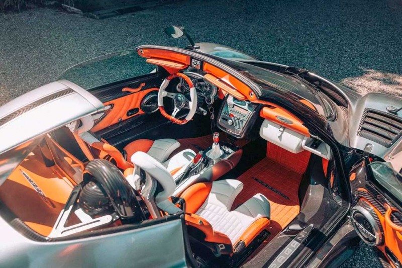 Для главы ателье TopCar построили уникальный Pagani Zonda 760 Roadster