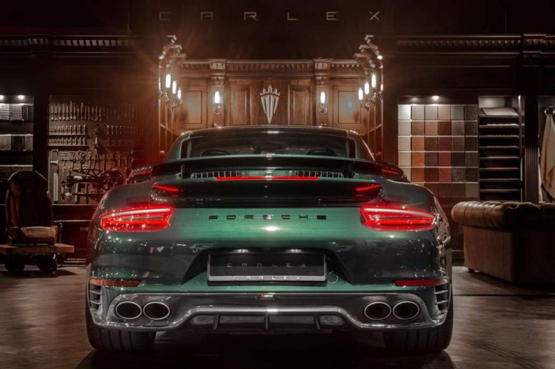 Изумрудно-зеленый Porsche 911 Turbo (992) от польского ателье Carlex Design