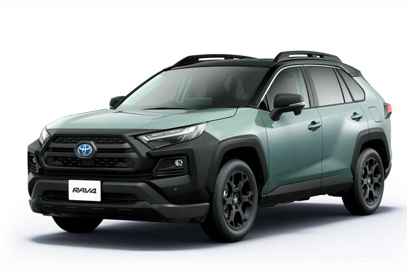 Кроссовер Toyota RAV4 получил устойчивый к царапинам внедорожный обвес