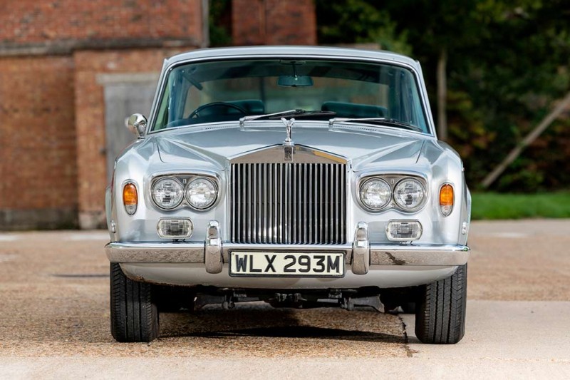 На торги выставлен Rolls-Royce Silver Shadow, на котором ездил Фредди Меркьюри