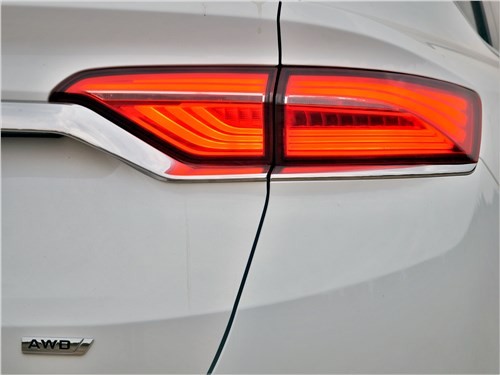 Тест-драйв Geely Tugella (поколение I) - Привидение с турбомотором