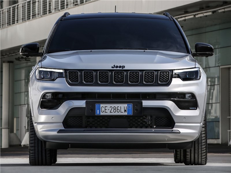 Jeep Compass станет электрическим