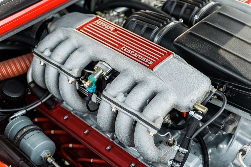 На торги выставлен один из семи экземпляров кабриолета Ferrari Testarossa Pininfarina Spider