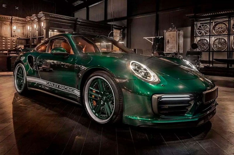 Изумрудно-зеленый Porsche 911 Turbo (992) от польского ателье Carlex Design
