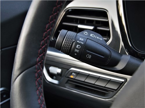 Тест-драйв Geely Tugella (поколение I) - Привидение с турбомотором