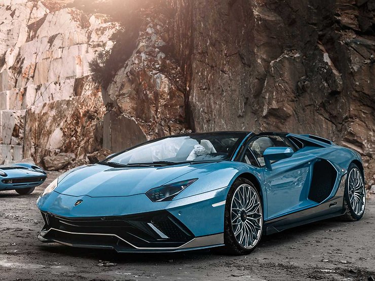 Lamborghini в очередной раз прощается с Aventador