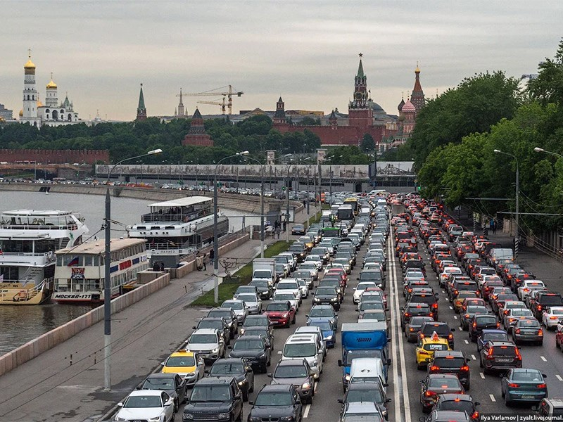 За полгода в Москве закрылось более 450 автосервисов