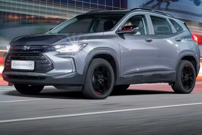 У российских дилеров появились кроссоверы Chevrolet Tracker: их завезли из Казахстана