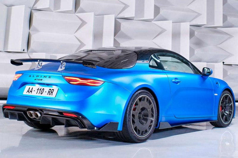 Экстремальный Alpine A110 R: самый быстрый спорткар французской марки