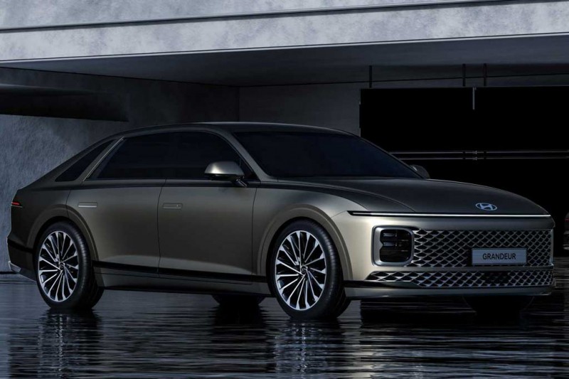 Корейцы рассекретили новый Hyundai Grandeur с дизайном в стиле минивэна Staria