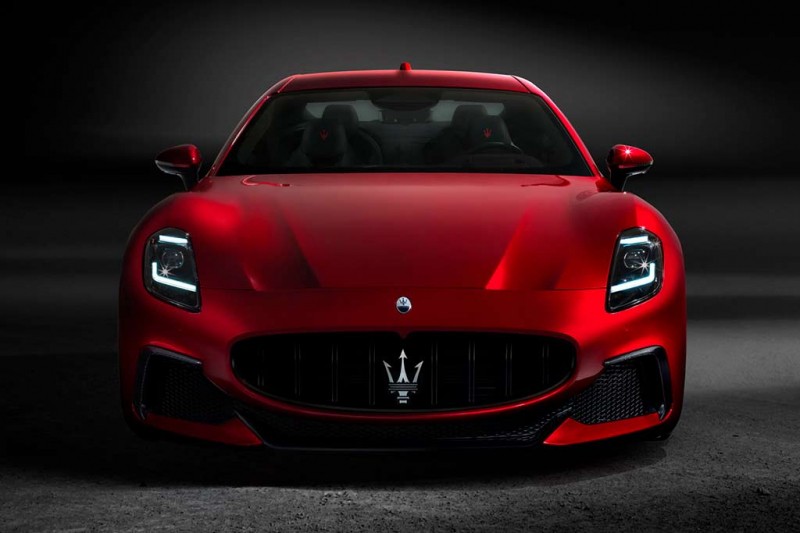 Представлен новый Maserati GranTurismo II: две бензиновые версии и полноценный электрокар