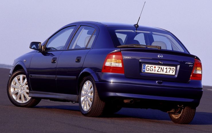 Поколение G: выбираем Opel Astra с пробегом