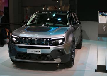 В полной заднице: Парижский автосалон&minus;2022 не интересен ни Западу, ни Востоку