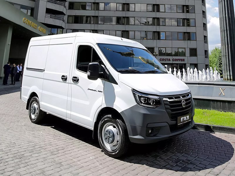 К дилерам привезли новый Соболь NN