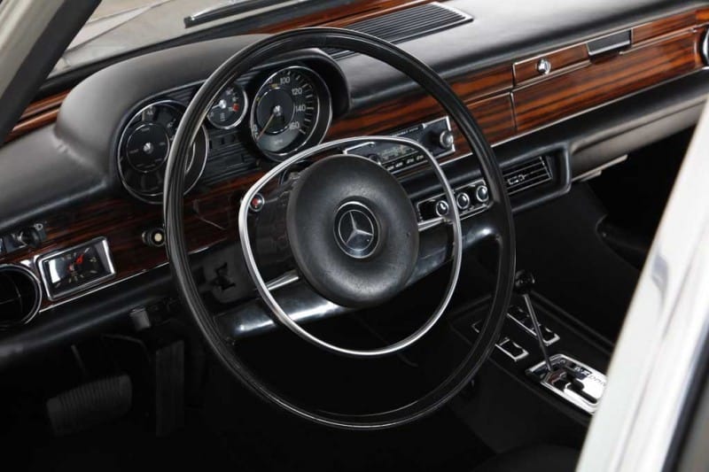 Тюнеры оснастили классический Mercedes-Benz 300 SEL мотором V8 концерна GM