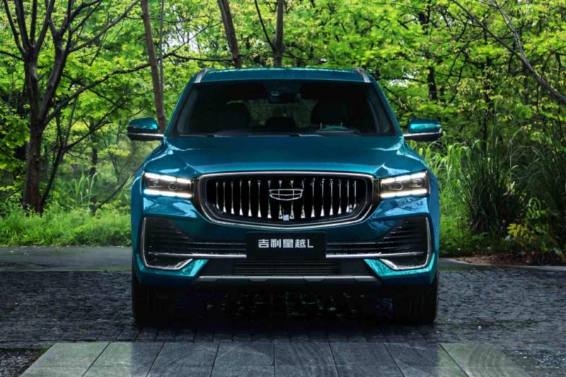 Geely Monjaro для России: обзор флагманского кроссовера компании Джили