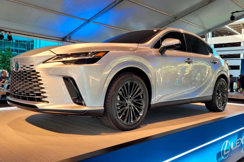 Японцы представили новый Lexus RX 2023: пятое поколение кроссовера