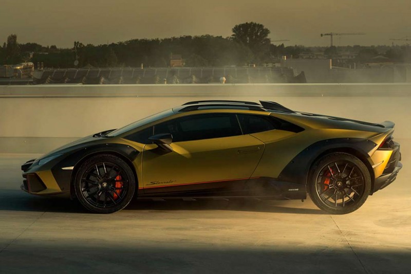 Итальянцы представили «вседорожный» суперкар Lamborghini Huracan Sterrato