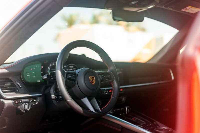 Manhart TR 800: доработанный вариант Porsche 911 Turbo S (992) с 833-сильным мотором