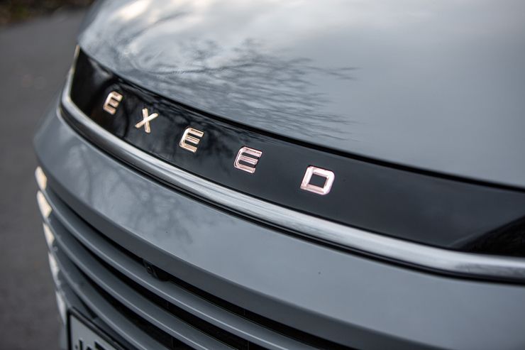 Китайская демократия: тест-драйв кроссовера Exeed TXL