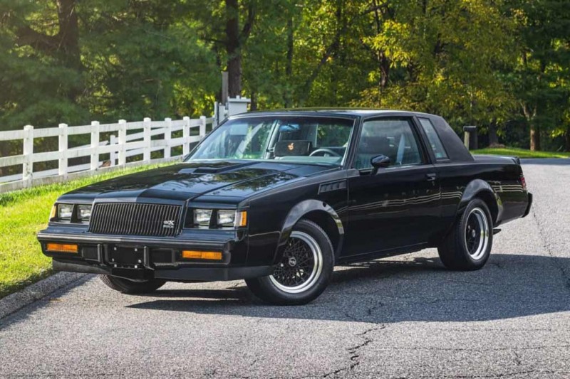 Buick GNX 1987 в отличном состоянии ушел за $200 000: таких было выпущено 547 шт