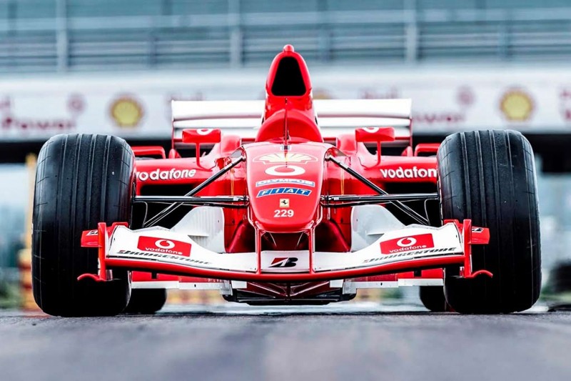 Гоночный болид Ferrari F2003-GA Михаэля Шумахера ушел с молотка за рекордную сумму