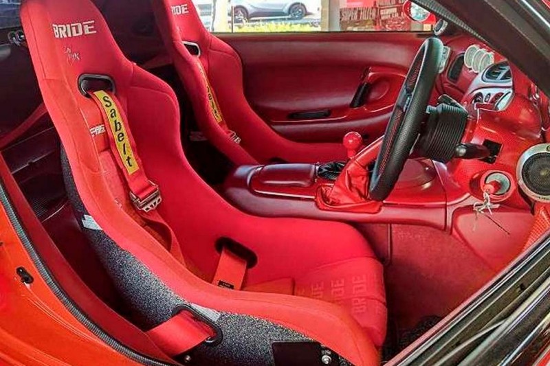 За стилизованный под Porsche 911 спорткар Mazda RX-7 планируют выручить ₽6,0 млн 2 За стилизованный под Porsche 911 спорткар Mazda RX-7 планируют выручить ₽6,0 млн