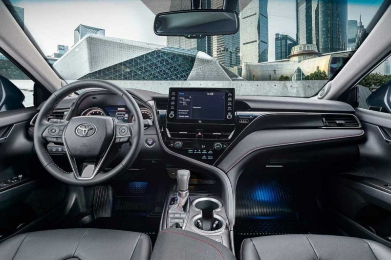 Обновленная Toyota Camry &mdash; востребованная модель в России