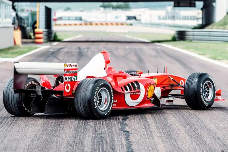 Гоночный болид Ferrari F2003-GA Михаэля Шумахера ушел с молотка за рекордную сумму