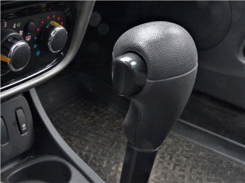 Renault Duster - все хорошо, кроме слабого кузова