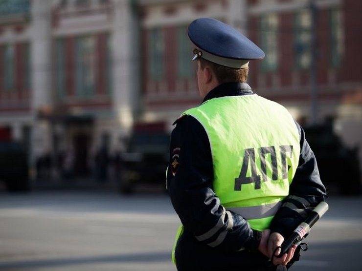 Можно ли инспектору ГИБДД носить бороду и темные очки 1 Можно ли инспектору ГИБДД носить бороду и темные очки
