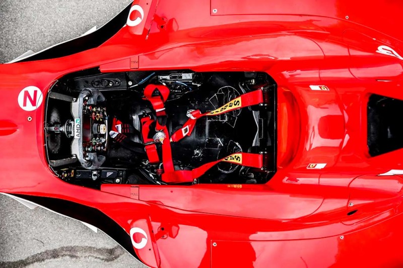 Гоночный болид Ferrari F2003-GA Михаэля Шумахера ушел с молотка за рекордную сумму