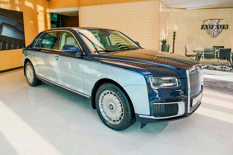 В Москве продают двухцветный Aurus Senat: цена вопроса — 35 млн руб