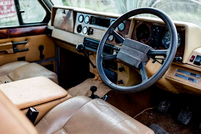 Найденный в сарае Range Rover 1971 года с тюнингом Wood&Pickett пустят с молотка