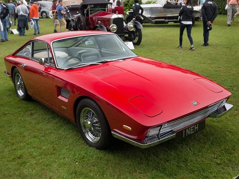 Взгляните на редкий TVR Trident
