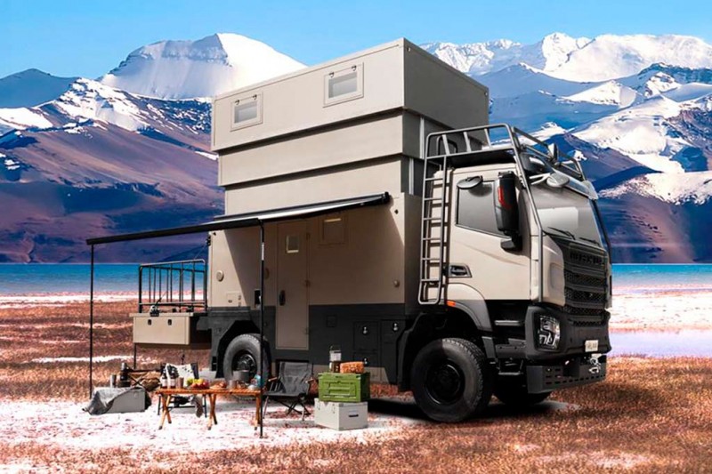 Китайцы из SAIC показали роскошный двухэтажный кемпер Maxus Everest 1 Китайцы из SAIC показали роскошный двухэтажный кемпер Maxus Everest