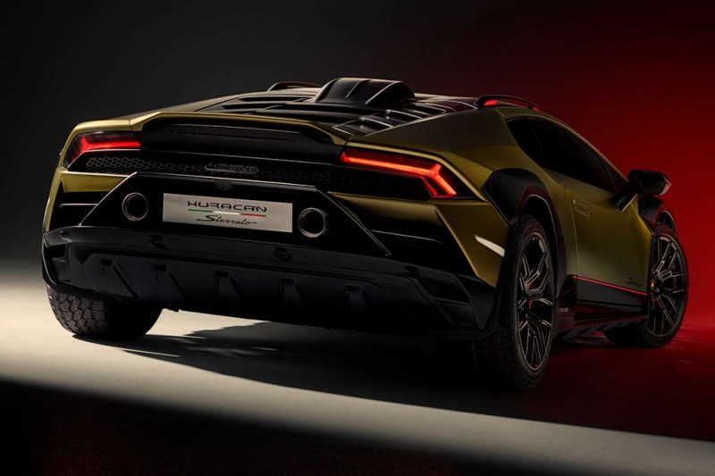 Итальянцы представили «вседорожный» суперкар Lamborghini Huracan Sterrato