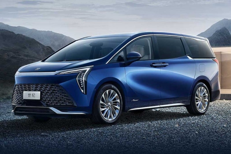 Buick Century 2023: в Китае представлен роскошный минивэн нового поколения